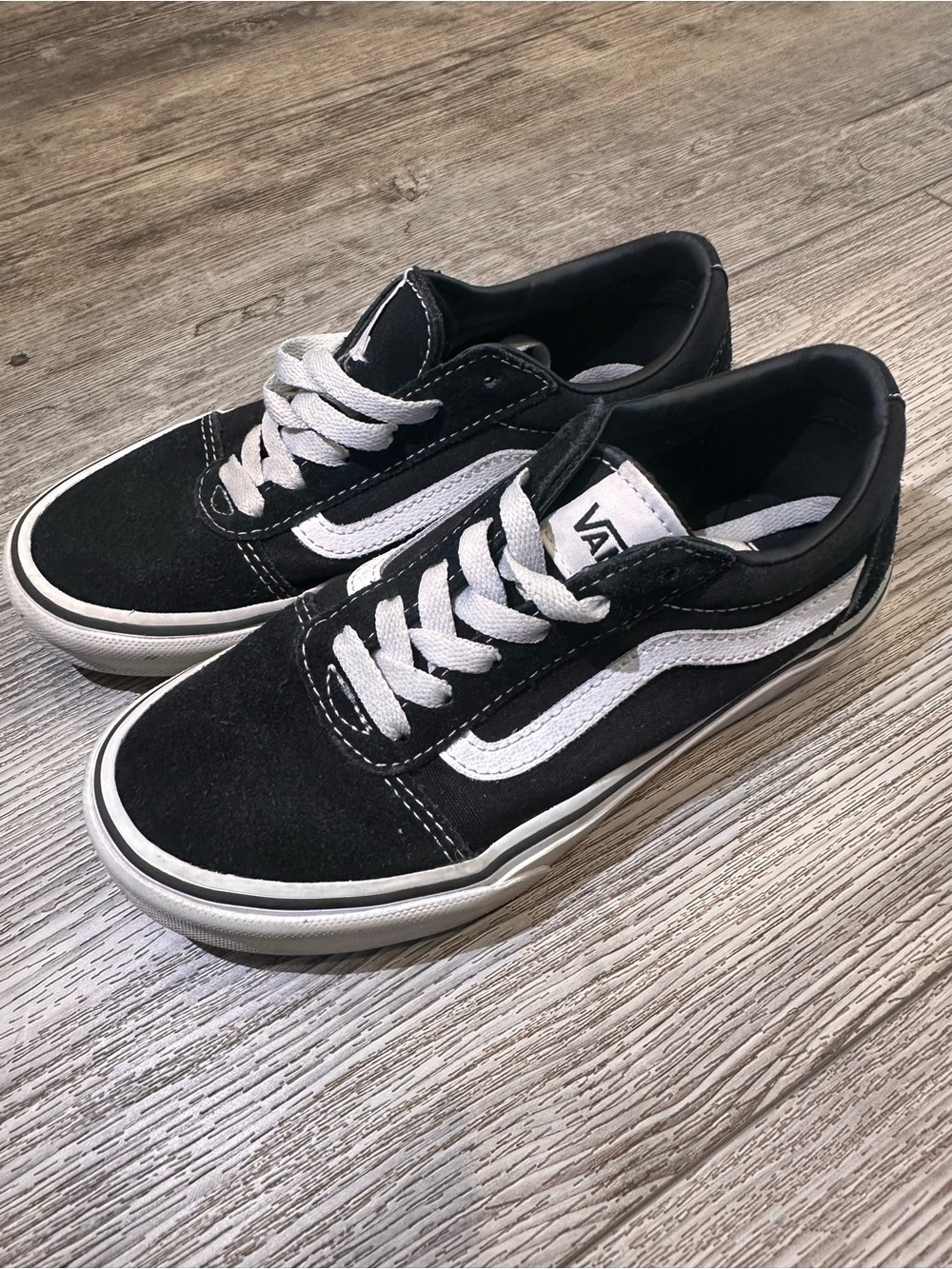 Vans Kids Old Skool Low-Top Sneakers - Black & White
